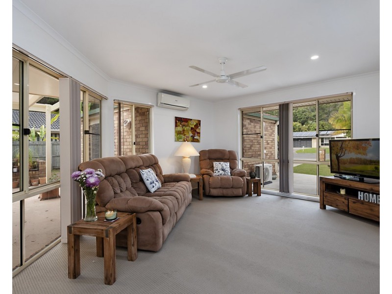 2 Pinanga Place, Little Mountain QLD 4551