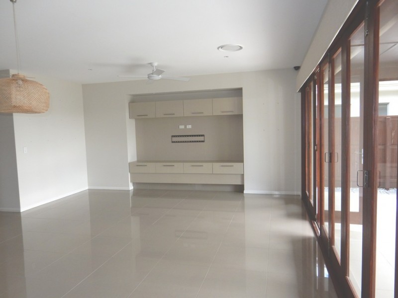 51 Aqua Circuit, Caloundra West QLD 4551