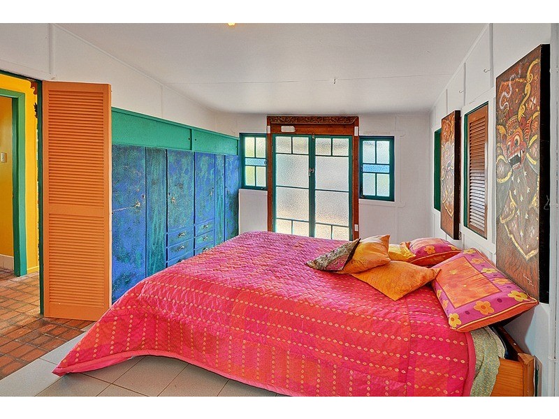 30 Esplanade, Golden Beach QLD 4551