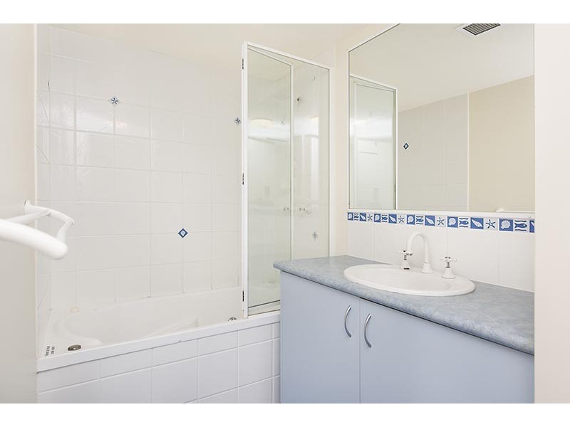 Unit 104 ‘Grand Pacific’ 38 Esplanade, Caloundra QLD 4551
