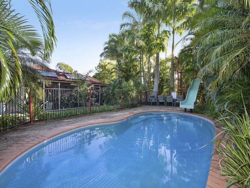 6 Earls Court, Little Mountain QLD 4551
