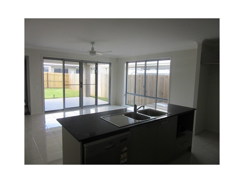 1 Amber Drive, Caloundra West QLD 4551