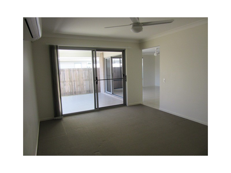 1 Amber Drive, Caloundra West QLD 4551