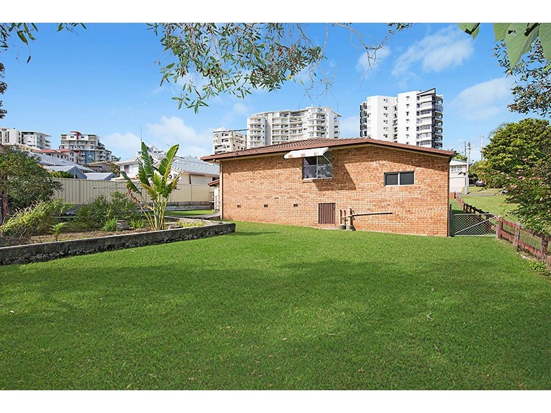 Unit 2 ‘Abb-Dale Court’, 12 Bombala Terrace, Caloundra QLD 4551
