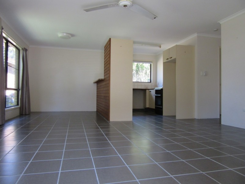 2/9 Kalanda Court, Dicky Beach QLD 4551