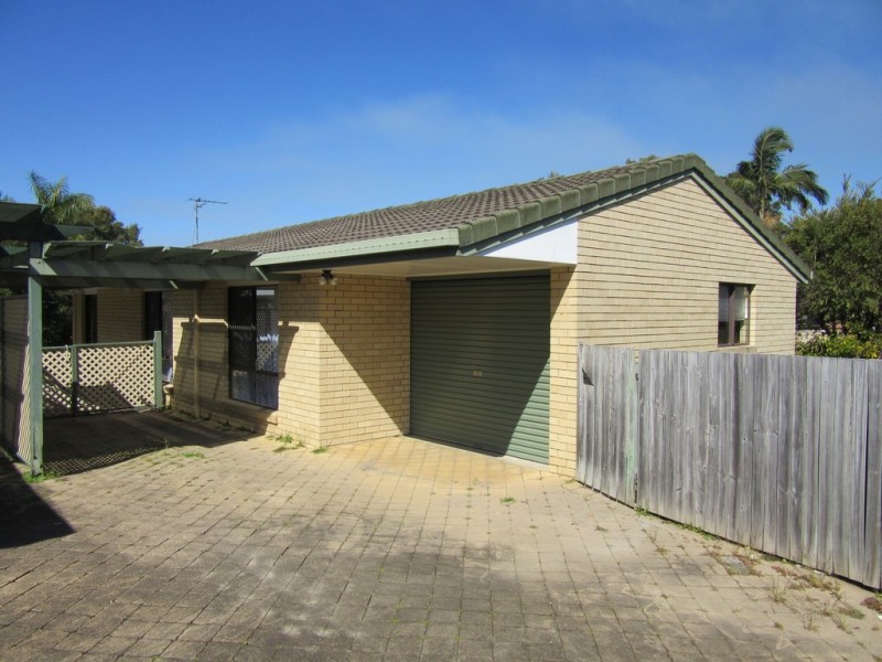 2/9 Kalanda Court, Dicky Beach QLD 4551