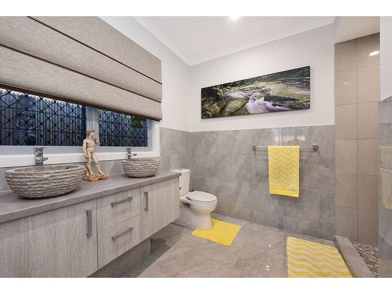 56 Taylor Avenue, Golden Beach QLD 4551