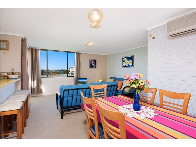 Unit 9 ‘Salt Spray’ 35 Lower Gay Terrace, Caloundra QLD 4551