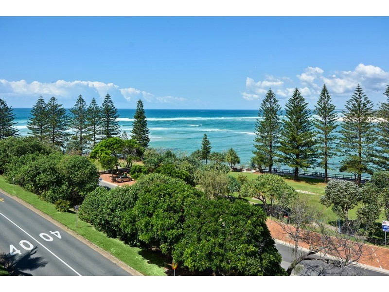 Unit 13/14 Bulcock Beach Esplanade, Caloundra QLD 4551