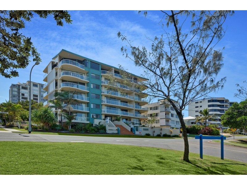Unit 13/14 Bulcock Beach Esplanade, Caloundra QLD 4551