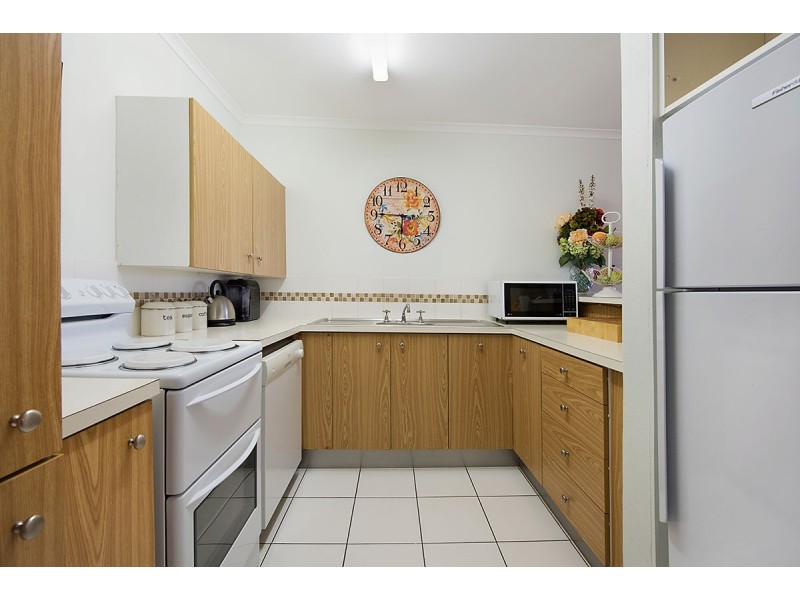 Unit 11 ‘Kabi’ 13 Landsborough Parade, Golden Beach QLD 4551