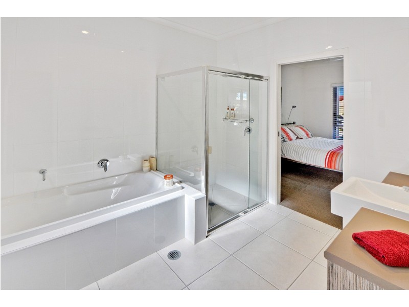 Unit 10 ‘Abbey on Westminster’ Emma Court, Golden Beach QLD 4551