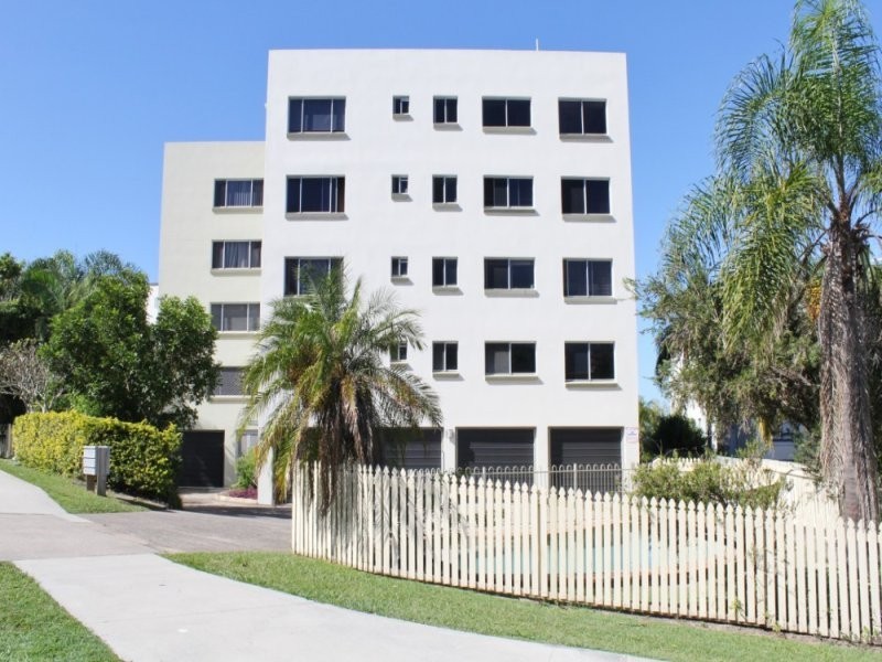 Unit 11, 7 Mahia Terrace, Kings Beach QLD 4551