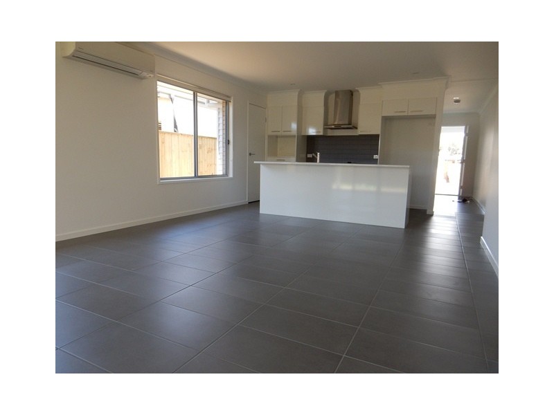 8 Keswick Street, Meridan Plains QLD 4551