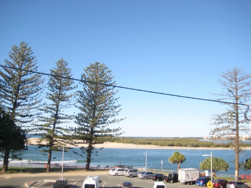 Unit 2, 22 Esplanade Bulcock Beach, Caloundra QLD 4551