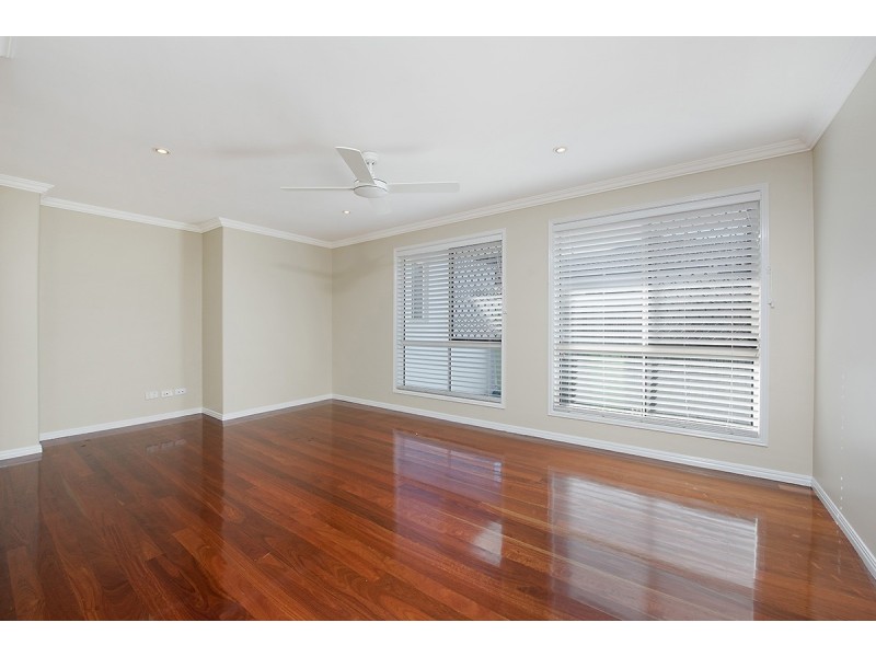 6 Lang Street, Pelican Waters QLD 4551