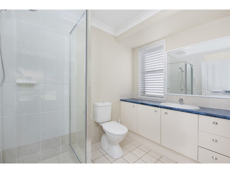 6 Lang Street, Pelican Waters QLD 4551