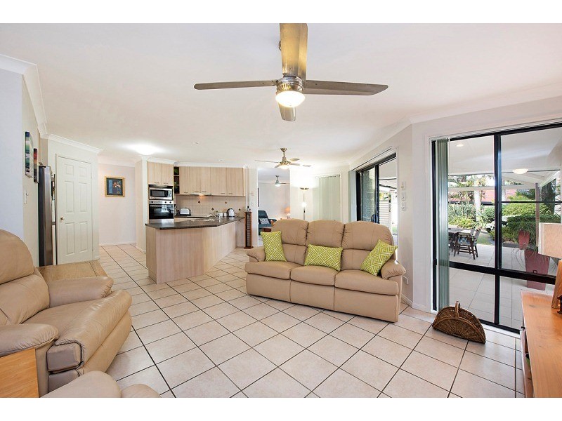 3 Matthew Crescent, Pelican Waters QLD 4551