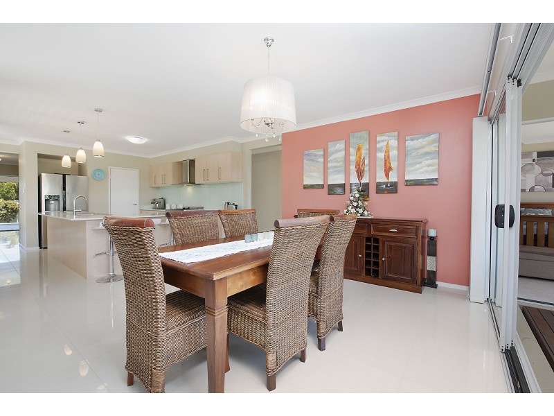 13 Airlie Crescent, Pelican Waters QLD 4551