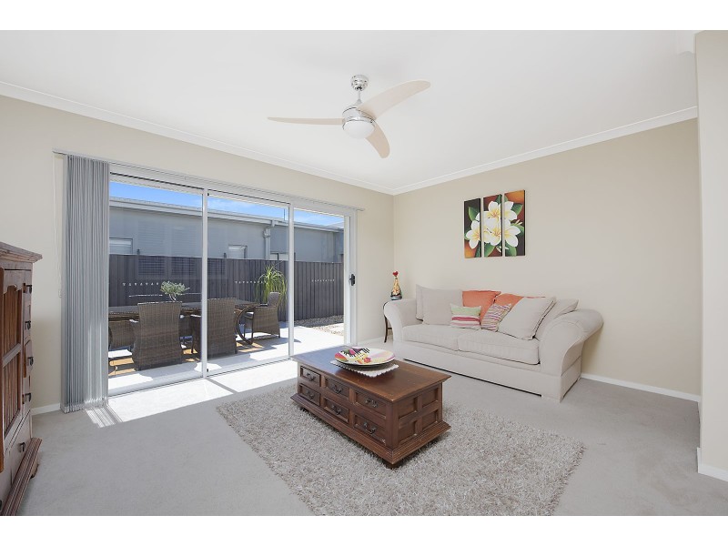 13 Airlie Crescent, Pelican Waters QLD 4551