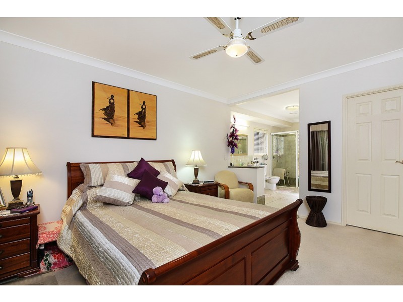 8 Carr Place, Pelican Waters QLD 4551