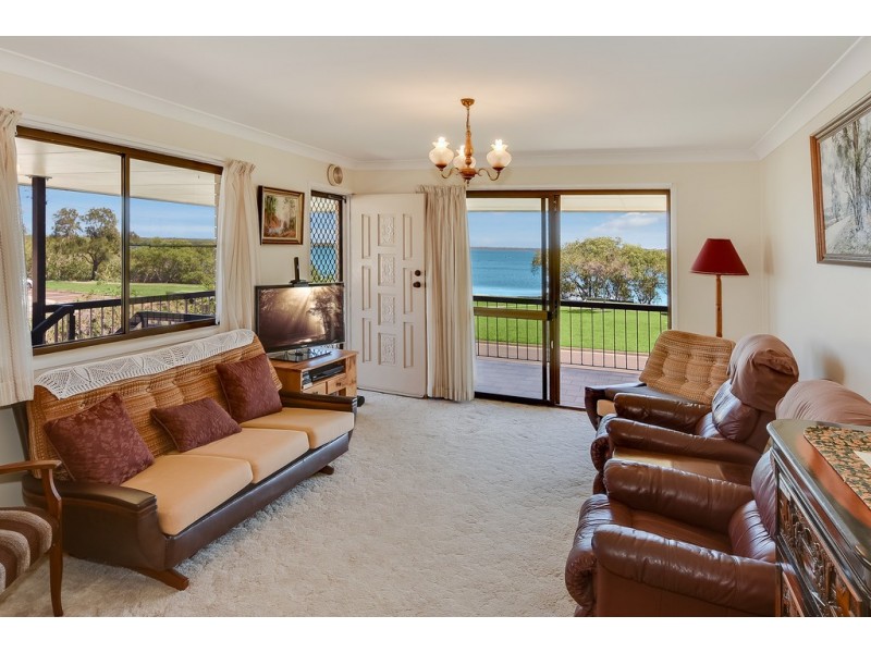 186 Golden Beach Esplanade, Golden Beach QLD 4551