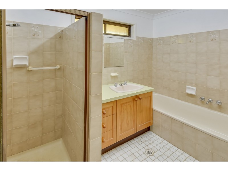 186 Golden Beach Esplanade, Golden Beach QLD 4551