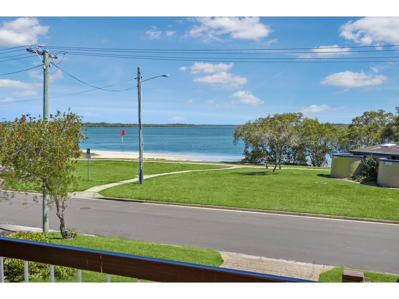 186 Golden Beach Esplanade, Golden Beach QLD 4551