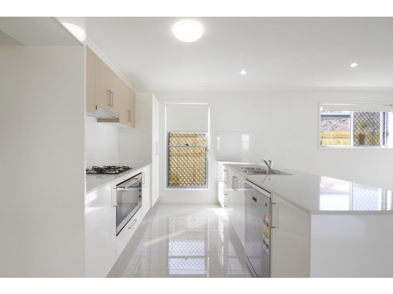 67 Wilderness Circuit, Little Mountain QLD 4551