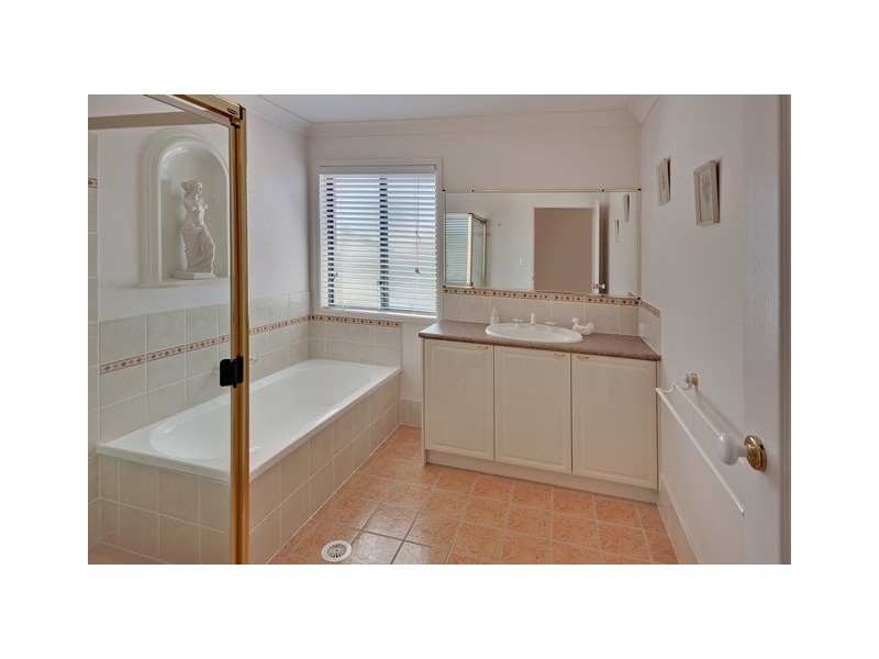 22 Kuthar Street, Pelican Waters QLD 4551