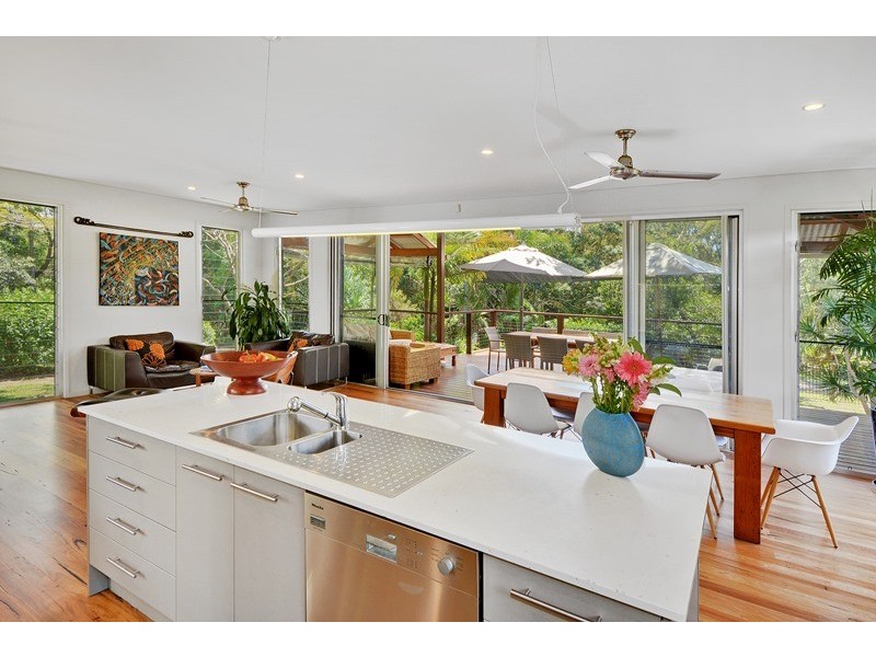 61 Bryce Street, Moffat Beach QLD 4551