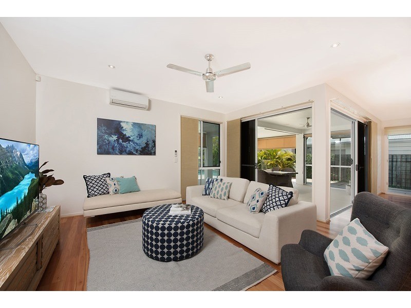 16 Landsdowne Street, Pelican Waters QLD 4551