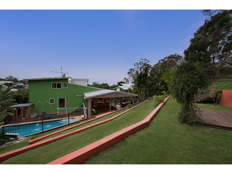 9 Hillside Court, Little Mountain QLD 4551