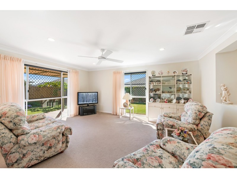 13 Bongaree Drive, Pelican Waters QLD 4551