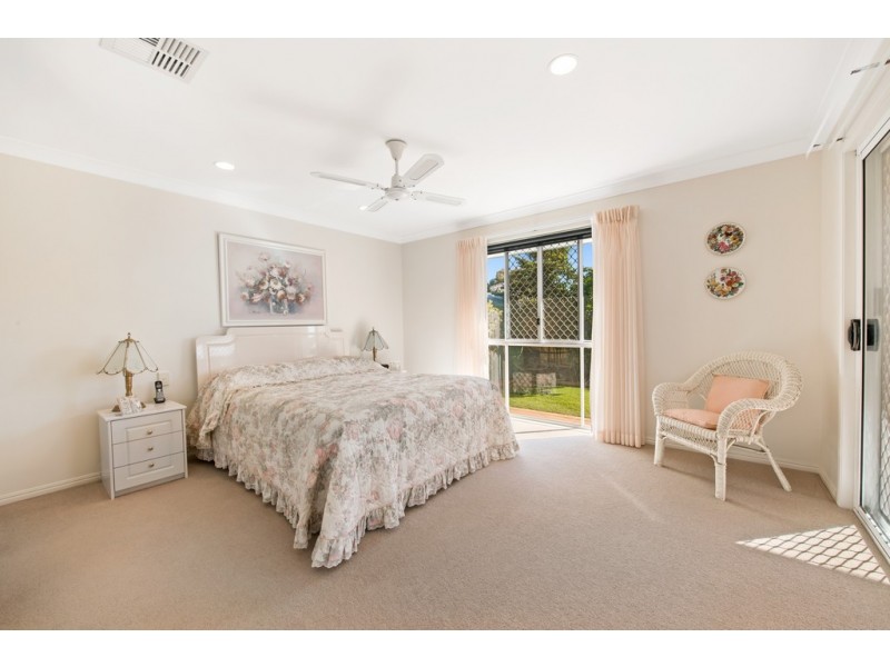 13 Bongaree Drive, Pelican Waters QLD 4551