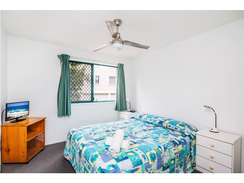 Unit 5 ‘Lindomare’ 13 Orvieto Terrace, Kings Beach QLD 4551