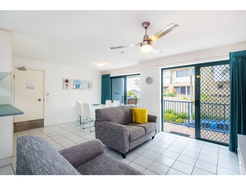Unit 5 ‘Lindomare’ 13 Orvieto Terrace, Kings Beach QLD 4551