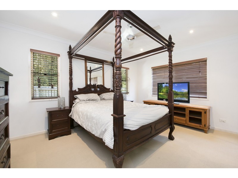 18 Cullen Drive, Little Mountain QLD 4551
