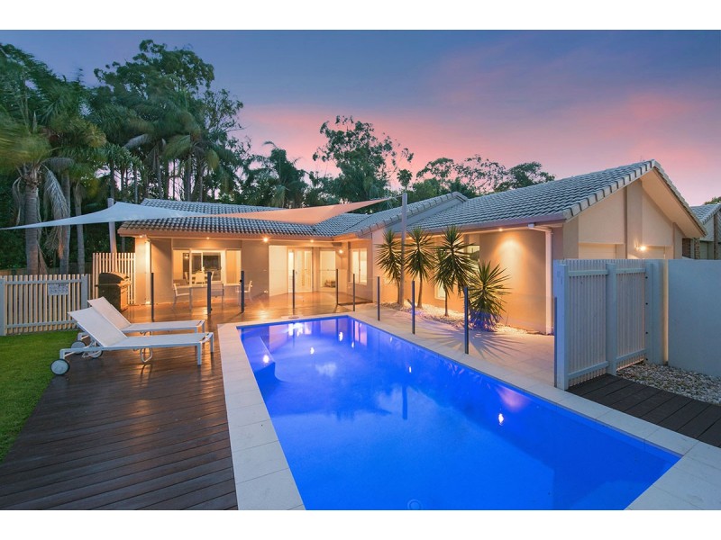 71 Poinsettia Avenue, Mooloolaba QLD 4557