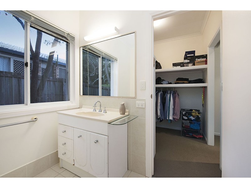 71 Poinsettia Avenue, Mooloolaba QLD 4557