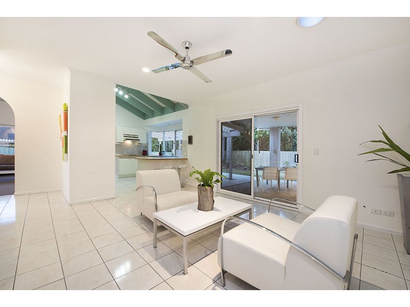 71 Poinsettia Avenue, Mooloolaba QLD 4557