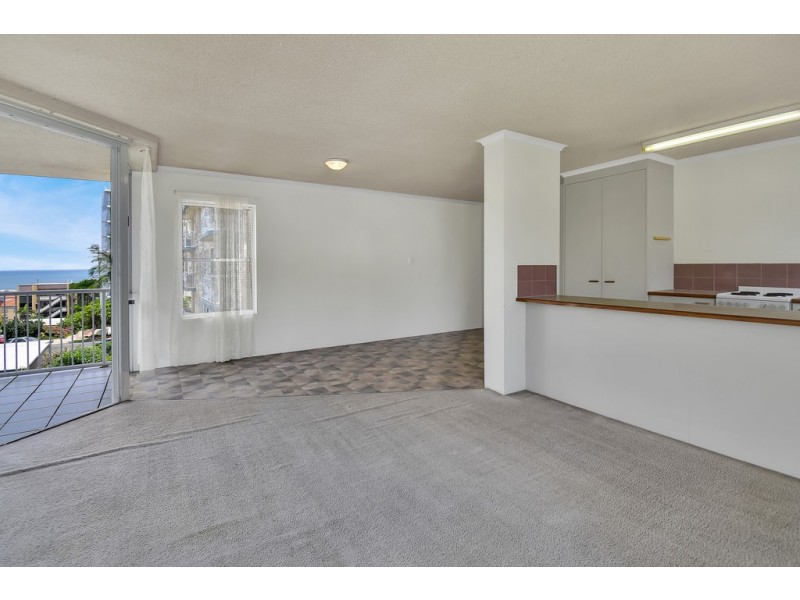 8/1 Queen Street, Moffat Beach QLD 4551