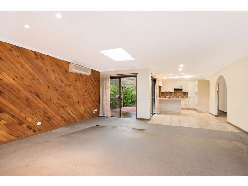 14 Glenray Avenue, Caloundra QLD 4551