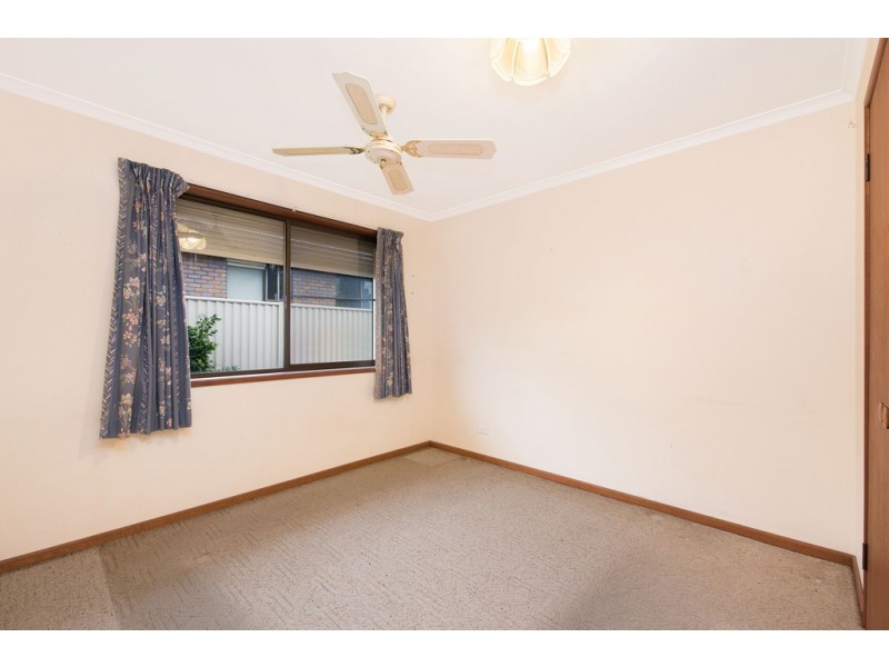 14 Glenray Avenue, Caloundra QLD 4551