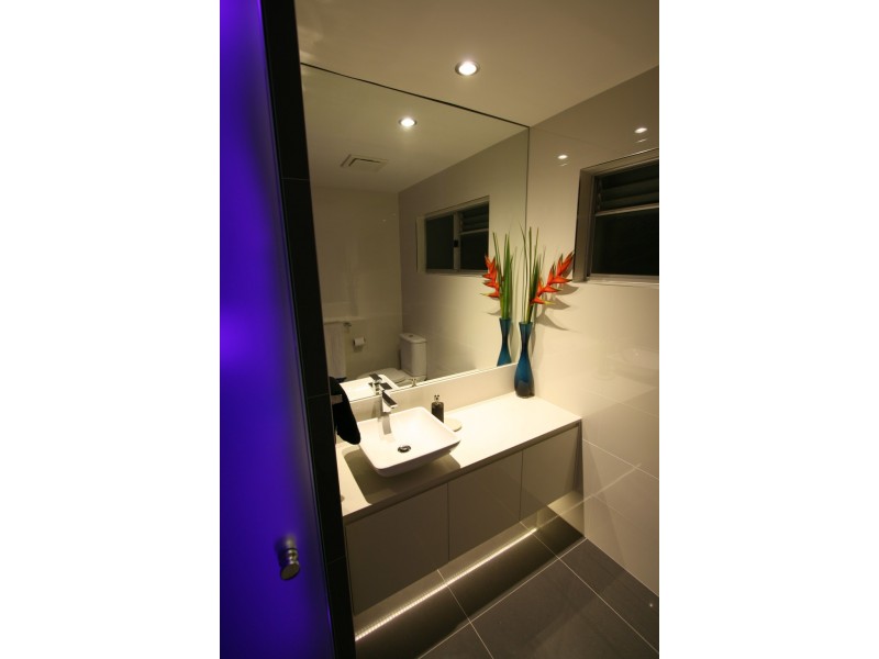 Unit 1, 2 Miranda Street, Aroona QLD 4551