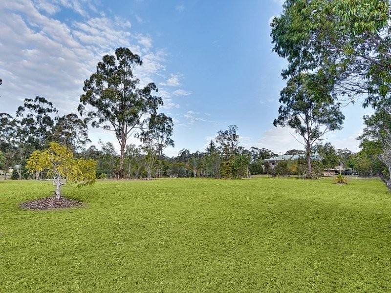 151 Storrs Road, Peachester QLD 4519