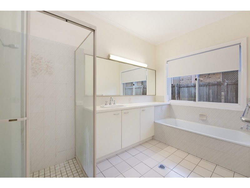 71 Poinsettia Avenue, Mooloolaba QLD 4557