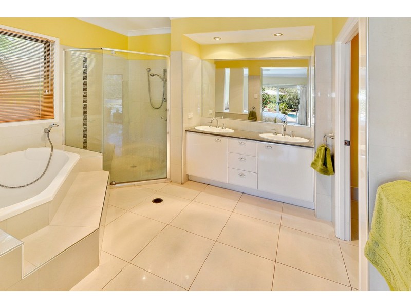 20 Undanbi Place, Pelican Waters QLD 4551