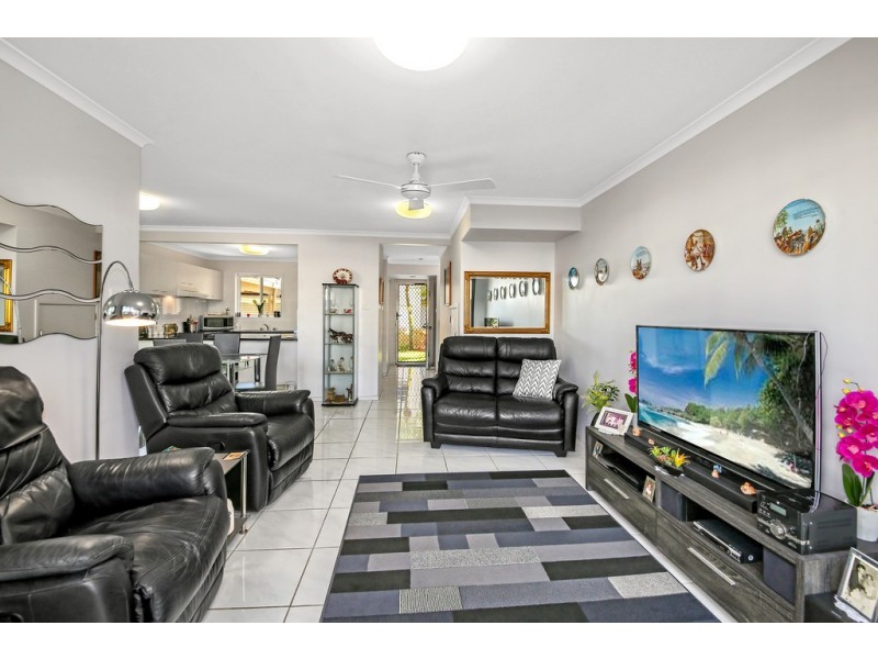 Unit 16/2 Landsborough Parade, Golden Beach QLD 4551