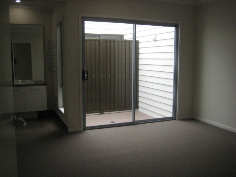 26 Emerald Drive, Caloundra West QLD 4551
